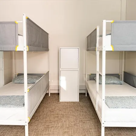 Hostel Wild Elephants Pressburg