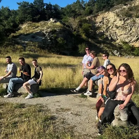 Wild Elephants Хостел