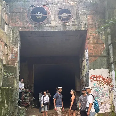 Wild Elephants Хостел